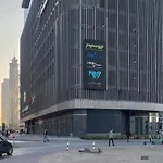 Stunning Apt In Prime Location 5 Star Amenities