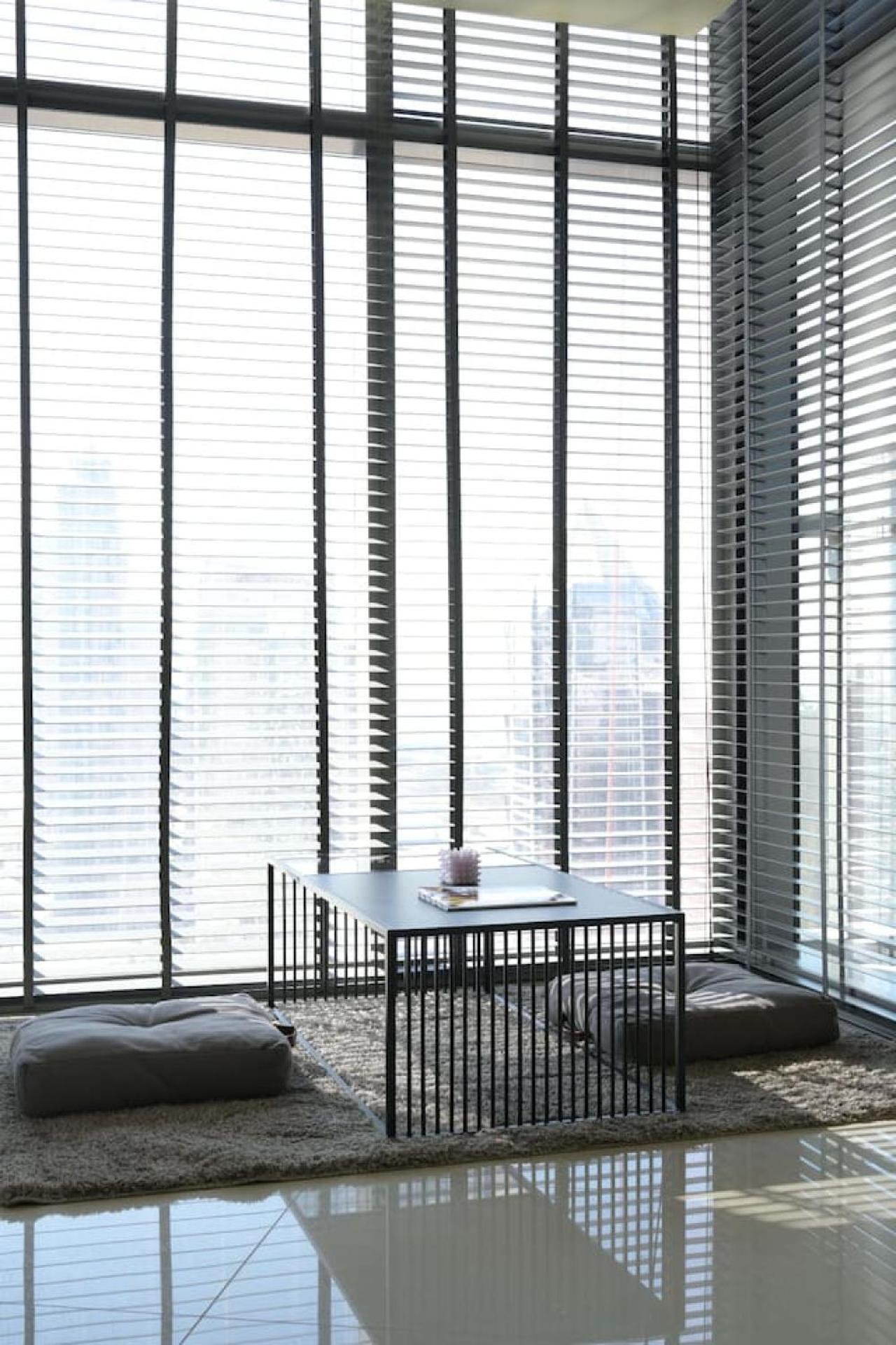 Stunning In Prime Location 5 Star Amenities * Dubai